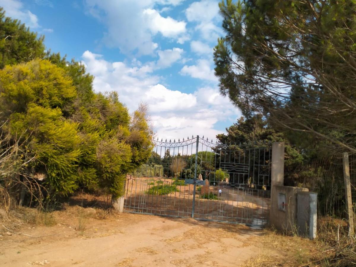 Casa Margherita Càbras Esterno foto