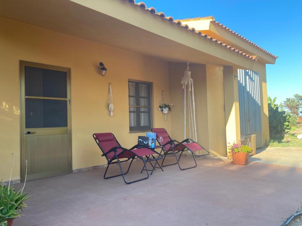Casa Margherita Càbras Esterno foto